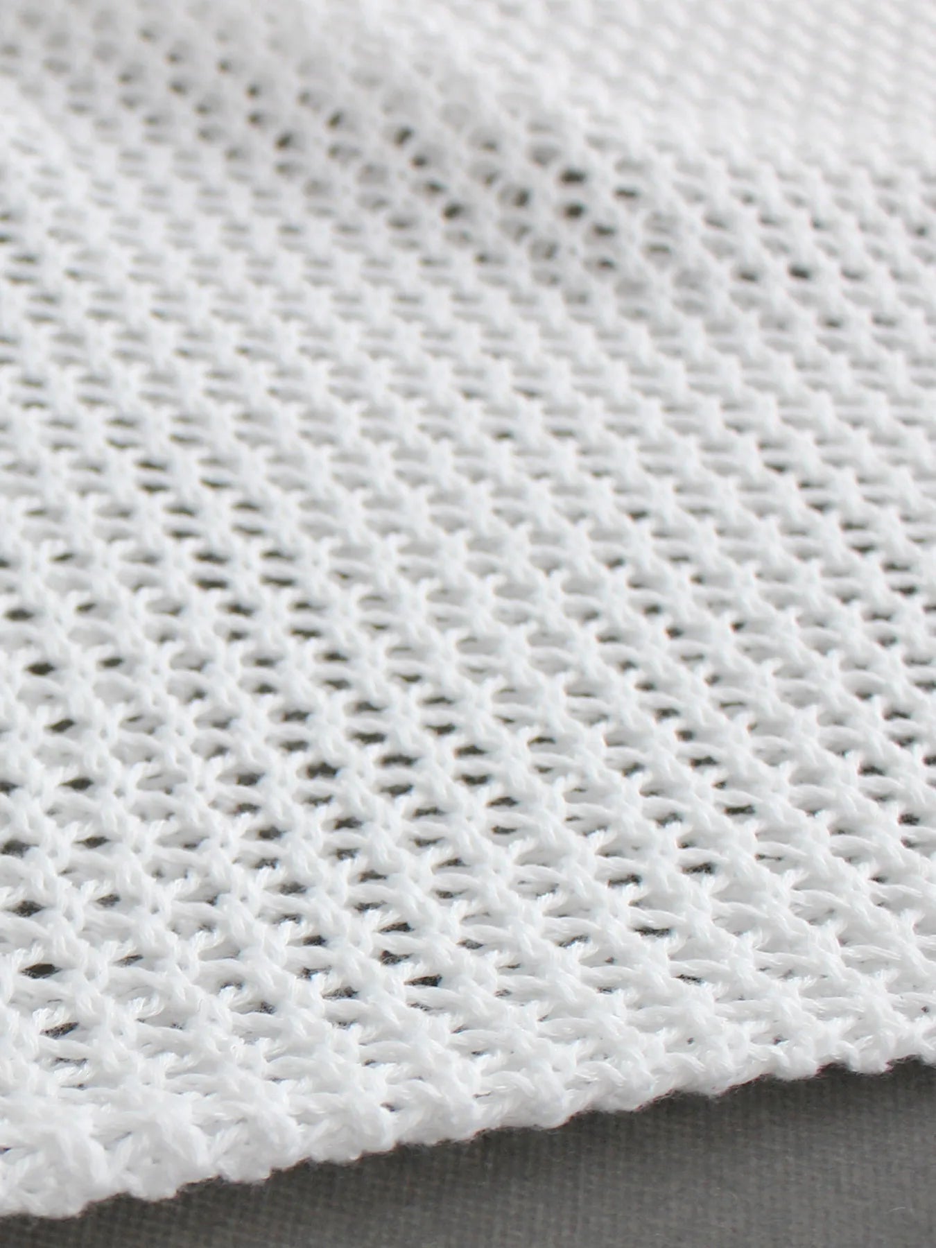 Saia curta de malha feminina com alças ocas e fenda, camisa sexy de praia para o verão