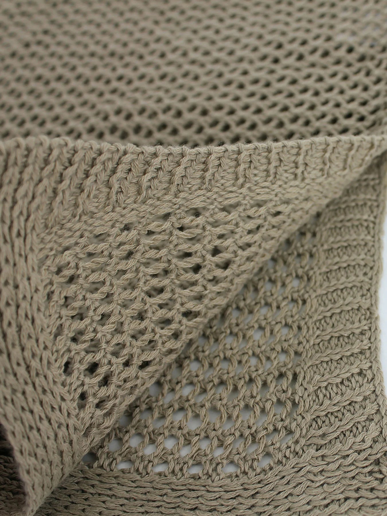 Saia curta de malha feminina com alças ocas e fenda, camisa sexy de praia para o verão