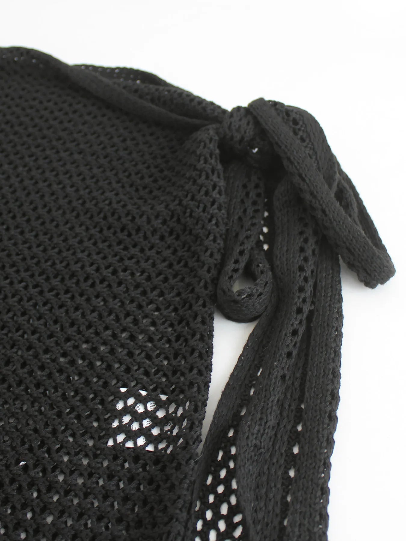 Saia curta de malha feminina com alças ocas e fenda, camisa sexy de praia para o verão