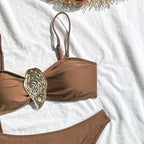 Vintage branco maiô feminino metal ostra fivela push up malha saia longa 3 peça conjunto de biquíni 2025 férias maiô